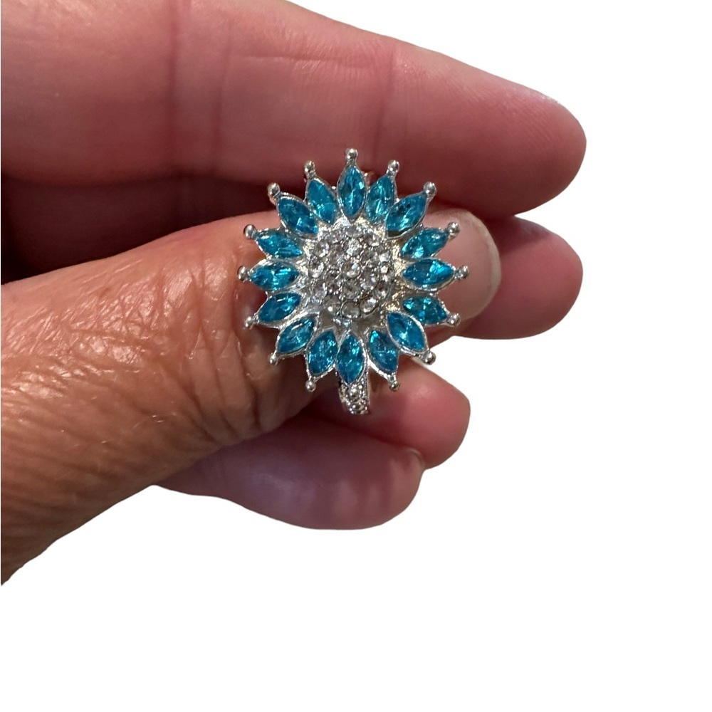 Turquoise and Diamond Rhinestone Silver Flower Ring